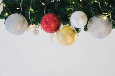 Noel süsler dekorasyonu ile boş geçmiş