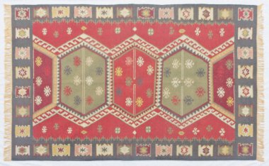 Kilim el yapımı orijinal halı, yüksek çözünürlüklü trend desenli halılar ve renkler                            