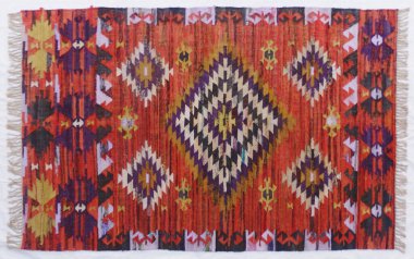 Kilim el yapımı orijinal halı, yüksek çözünürlüklü trend desenli halılar ve renkler                            