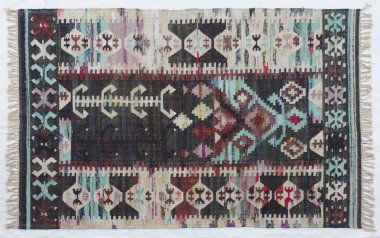 Kilim el yapımı orijinal halı, yüksek çözünürlüklü trend desenli halılar ve renkler                            