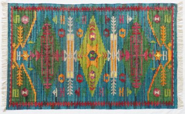 Kilim el yapımı orijinal halı, yüksek çözünürlüklü trend desenli halılar ve renkler                            