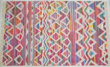 Kilim el yapımı orijinal halı, yüksek çözünürlüklü trend desenli halılar ve renkler                            