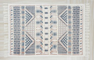 Kilim el yapımı orijinal halı, yüksek çözünürlüklü trend desenli halılar ve renkler                            