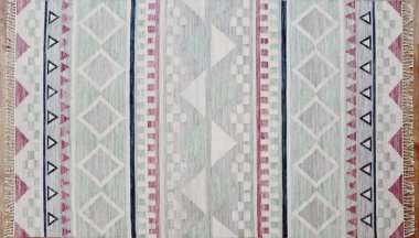 Kilim el yapımı orijinal halı, yüksek çözünürlüklü trend desenli halılar ve renkler                            