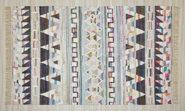 Kilim el yapımı orijinal halı, yüksek çözünürlüklü trend desenli halılar ve renkler                            