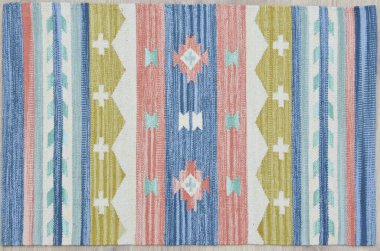 Kilim el yapımı orijinal halı, yüksek çözünürlüklü trend desenli halılar ve renkler                            