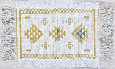 Kilim el yapımı orijinal halı, yüksek çözünürlüklü trend desenli halılar ve renkler                            