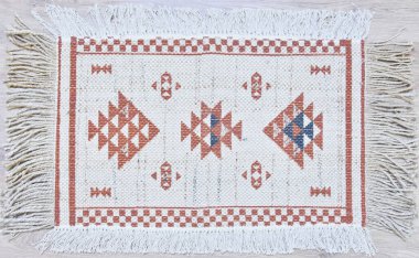 Kilim el yapımı orijinal halı, yüksek çözünürlüklü trend desenli halılar ve renkler                            