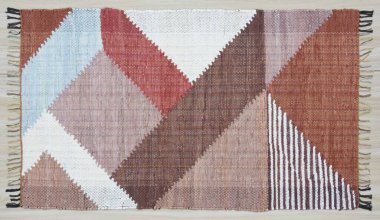 Kilim el yapımı orijinal halı, yüksek çözünürlüklü trend desenli halılar ve renkler                            