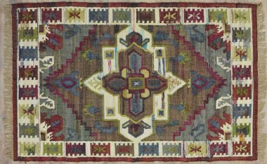 Kilim el yapımı orijinal halı, yüksek çözünürlüklü trend desenli halılar ve renkler                            