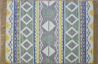 Kilim el yapımı orijinal halı, yüksek çözünürlüklü trend desenli halılar ve renkler                            