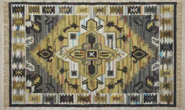 Kilim el yapımı orijinal halı, yüksek çözünürlüklü trend desenli halılar ve renkler                            