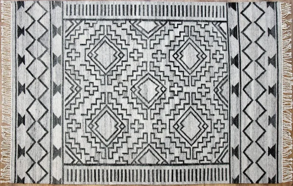 Kilim el yapımı orijinal halı, yüksek çözünürlüklü trend desenli halılar ve renkler                            