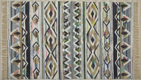 Kilim el yapımı orijinal halı, yüksek çözünürlüklü trend desenli halılar ve renkler                            