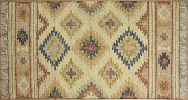 Kilim el yapımı orijinal halı, yüksek çözünürlüklü trend desenli halılar ve renkler                            