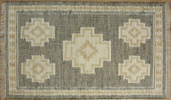 Kilim el yapımı orijinal halı, yüksek çözünürlüklü trend desenli halılar ve renkler                            
