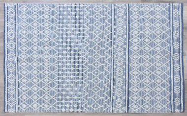 Kilim el yapımı orijinal halı, yüksek çözünürlüklü trend desenli halılar ve renkler                            