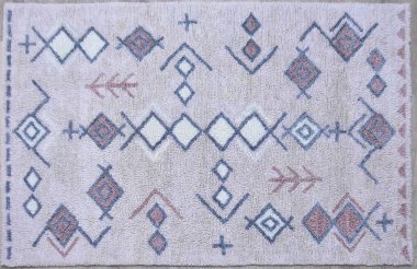 Kilim el yapımı orijinal halı, yüksek çözünürlüklü trend desenli halılar ve renkler                            