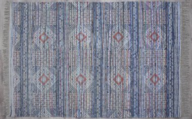 Kilim el yapımı orijinal halı, yüksek çözünürlüklü trend desenli halılar ve renkler                            