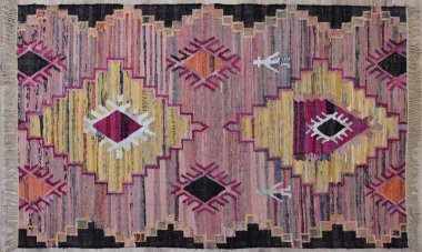 Kilim el yapımı orijinal halı, yüksek çözünürlüklü trend desenli halılar ve renkler                            