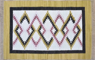 Kilim el yapımı orijinal halı, yüksek çözünürlüklü trend desenli halılar ve renkler                            