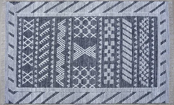 Kilim el yapımı orijinal halı, yüksek çözünürlüklü trend desenli halılar ve renkler                            