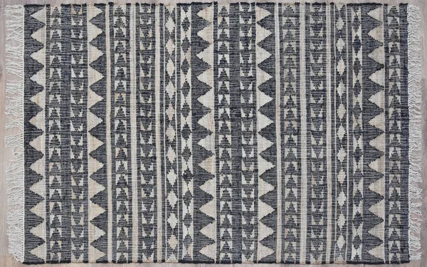 Kilim el yapımı orijinal halı, yüksek çözünürlüklü trend desenli halılar ve renkler                            