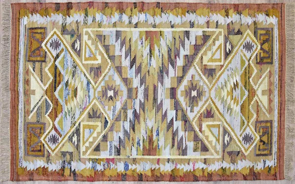 Kilim el yapımı orijinal halı, yüksek çözünürlüklü trend desenli halılar ve renkler                            