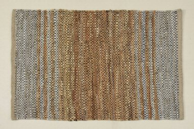 El örgüsü örülmüş ve örülmüş halı, yüksek çözünürlüklü moda desenleri ve renkleri olan halılar