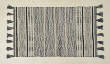 El örgüsü örülmüş ve örülmüş halı, yüksek çözünürlüklü moda desenleri ve renkleri olan halılar