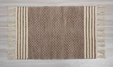 El örgüsü örülmüş ve örülmüş halı, yüksek çözünürlüklü moda desenleri ve renkleri olan halılar