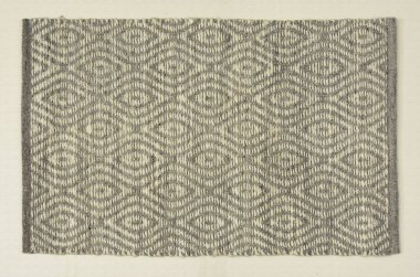 El örgüsü örülmüş ve örülmüş halı, yüksek çözünürlüklü moda desenleri ve renkleri olan halılar