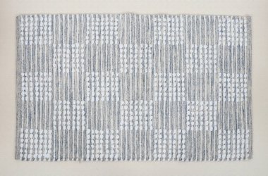 El örgüsü örülmüş ve örülmüş halı, yüksek çözünürlüklü moda desenleri ve renkleri olan halılar