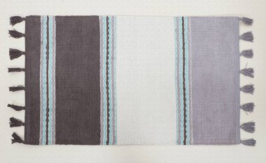 El örgüsü örülmüş ve örülmüş halı, yüksek çözünürlüklü moda desenleri ve renkleri olan halılar