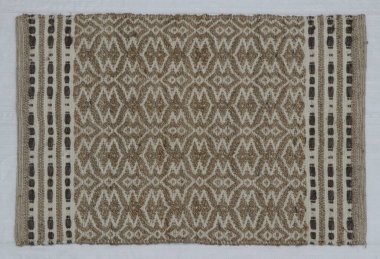 El örgüsü örülmüş ve örülmüş halı, yüksek çözünürlüklü moda desenleri ve renkleri olan halılar