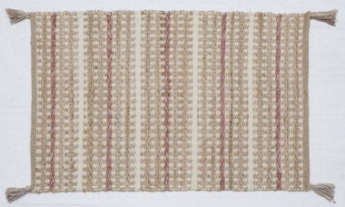 El örgüsü örülmüş ve örülmüş halı, yüksek çözünürlüklü moda desenleri ve renkleri olan halılar