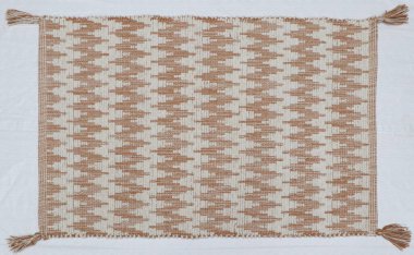 El örgüsü örülmüş ve örülmüş halı, yüksek çözünürlüklü moda desenleri ve renkleri olan halılar