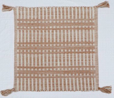 El örgüsü örülmüş ve örülmüş halı, yüksek çözünürlüklü moda desenleri ve renkleri olan halılar