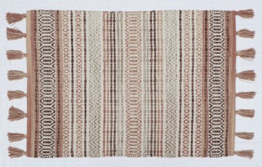 El örgüsü örülmüş ve örülmüş halı, yüksek çözünürlüklü moda desenleri ve renkleri olan halılar