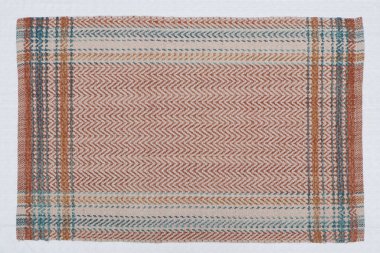 El örgüsü örülmüş ve örülmüş halı, yüksek çözünürlüklü moda desenleri ve renkleri olan halılar