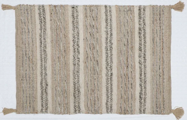 El örgüsü örülmüş ve örülmüş halı, yüksek çözünürlüklü moda desenleri ve renkleri olan halılar