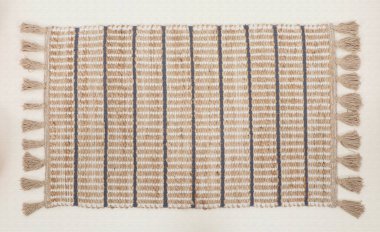 El örgüsü örülmüş ve örülmüş halı, yüksek çözünürlüklü moda desenleri ve renkleri olan halılar