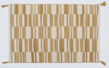 El örgüsü örülmüş ve örülmüş halı, yüksek çözünürlüklü moda desenleri ve renkleri olan halılar