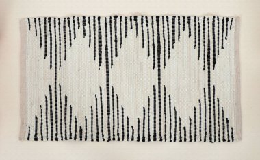 El örgüsü örülmüş ve örülmüş halı, yüksek çözünürlüklü moda desenleri ve renkleri olan halılar