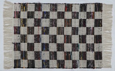 El örgüsü örülmüş ve örülmüş halı, yüksek çözünürlüklü moda desenleri ve renkleri olan halılar