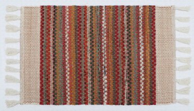 El örgüsü örülmüş ve örülmüş halı, yüksek çözünürlüklü moda desenleri ve renkleri olan halılar