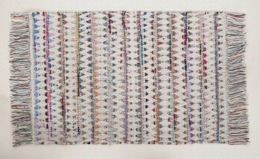 El örgüsü örülmüş ve örülmüş halı, yüksek çözünürlüklü moda desenleri ve renkleri olan halılar