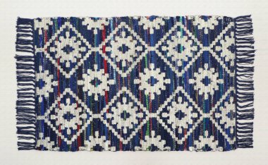 El örgüsü örülmüş ve örülmüş halı, yüksek çözünürlüklü moda desenleri ve renkleri olan halılar