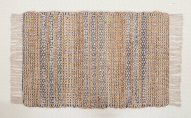 El örgüsü örülmüş ve örülmüş halı, yüksek çözünürlüklü moda desenleri ve renkleri olan halılar