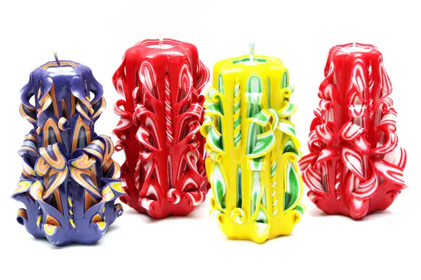 Ensemble Quatre Bougies Cire Colorée Sculptées Main Isolées Sur Fond — Photo